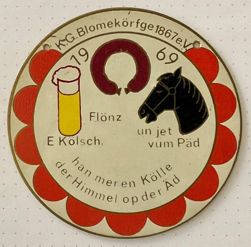 Flönz, e Kölsch, und jetzt vum Päd han mer en Kölle der Himmel op der Äd, Bild 1